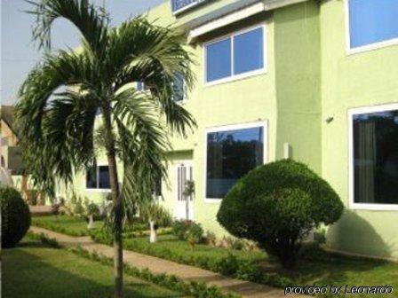 Hotel Obama Accra Exterior photo